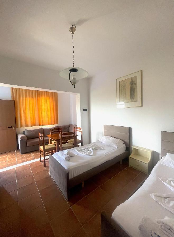 Velipojë Hotel Athina מראה חיצוני תמונה