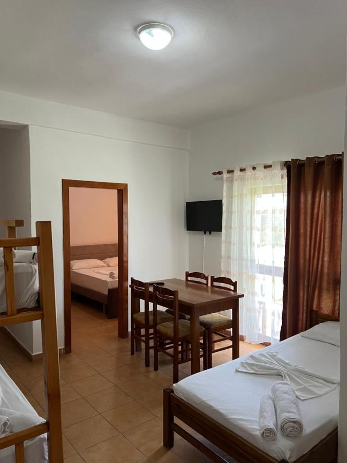 Velipojë Hotel Athina מראה חיצוני תמונה