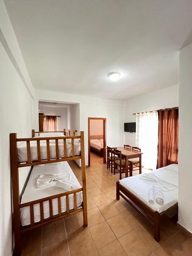 Velipojë Hotel Athina מראה חיצוני תמונה
