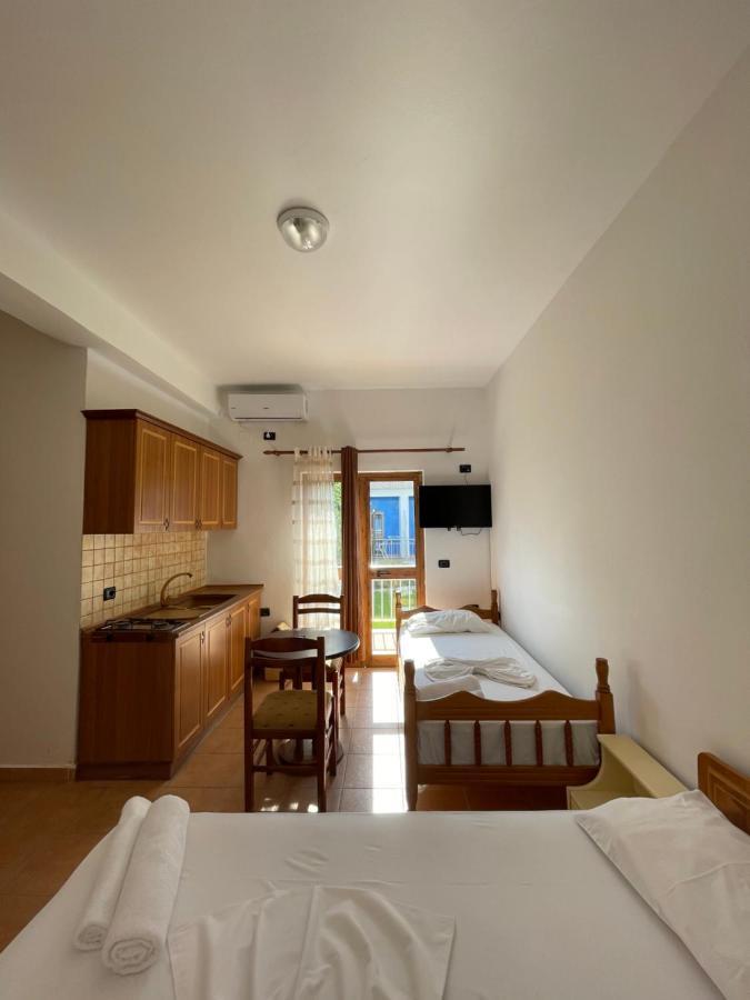 Velipojë Hotel Athina מראה חיצוני תמונה